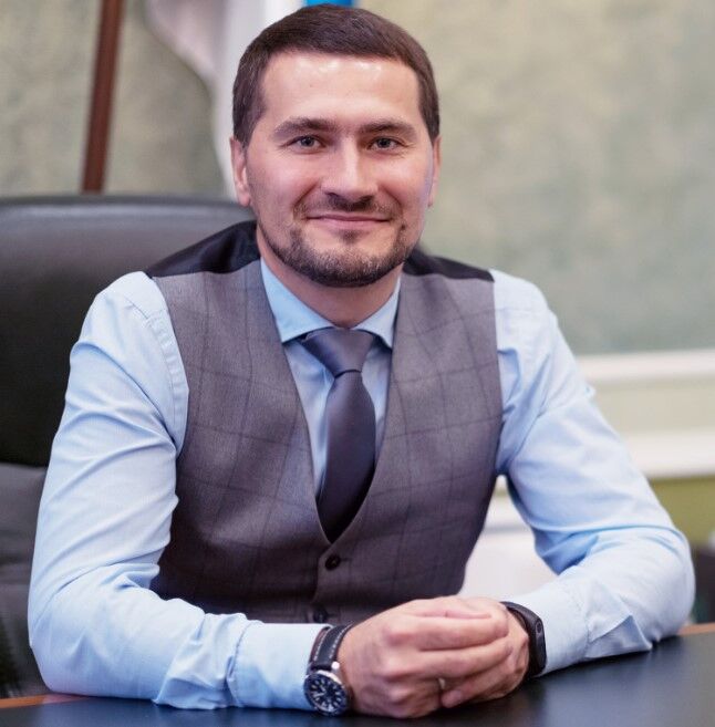 Обложка книги Артем Вахрушев